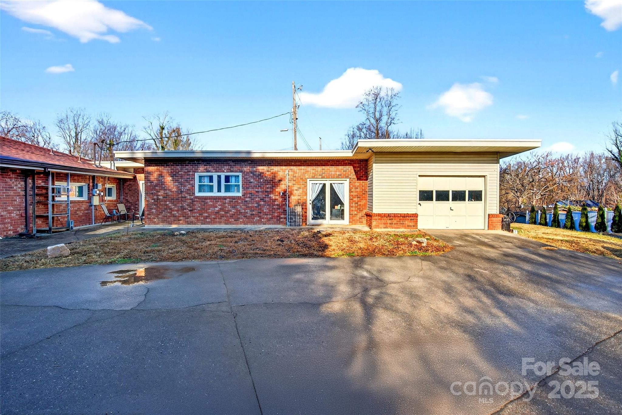 60 Greenwood Drive — Marion