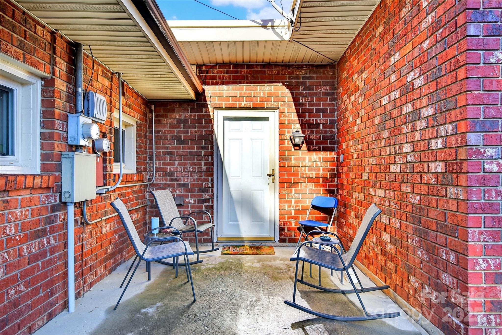 60 Greenwood Drive — Marion