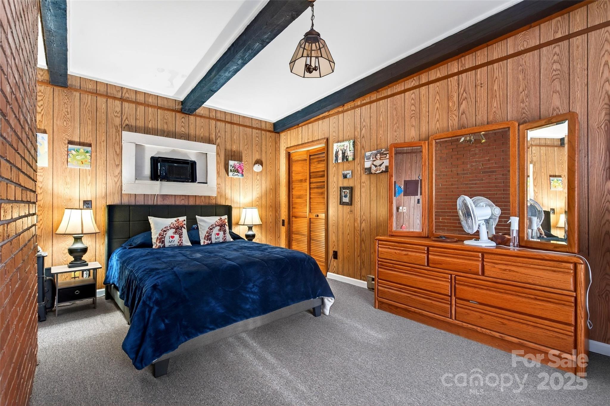 60 Greenwood Drive — Marion