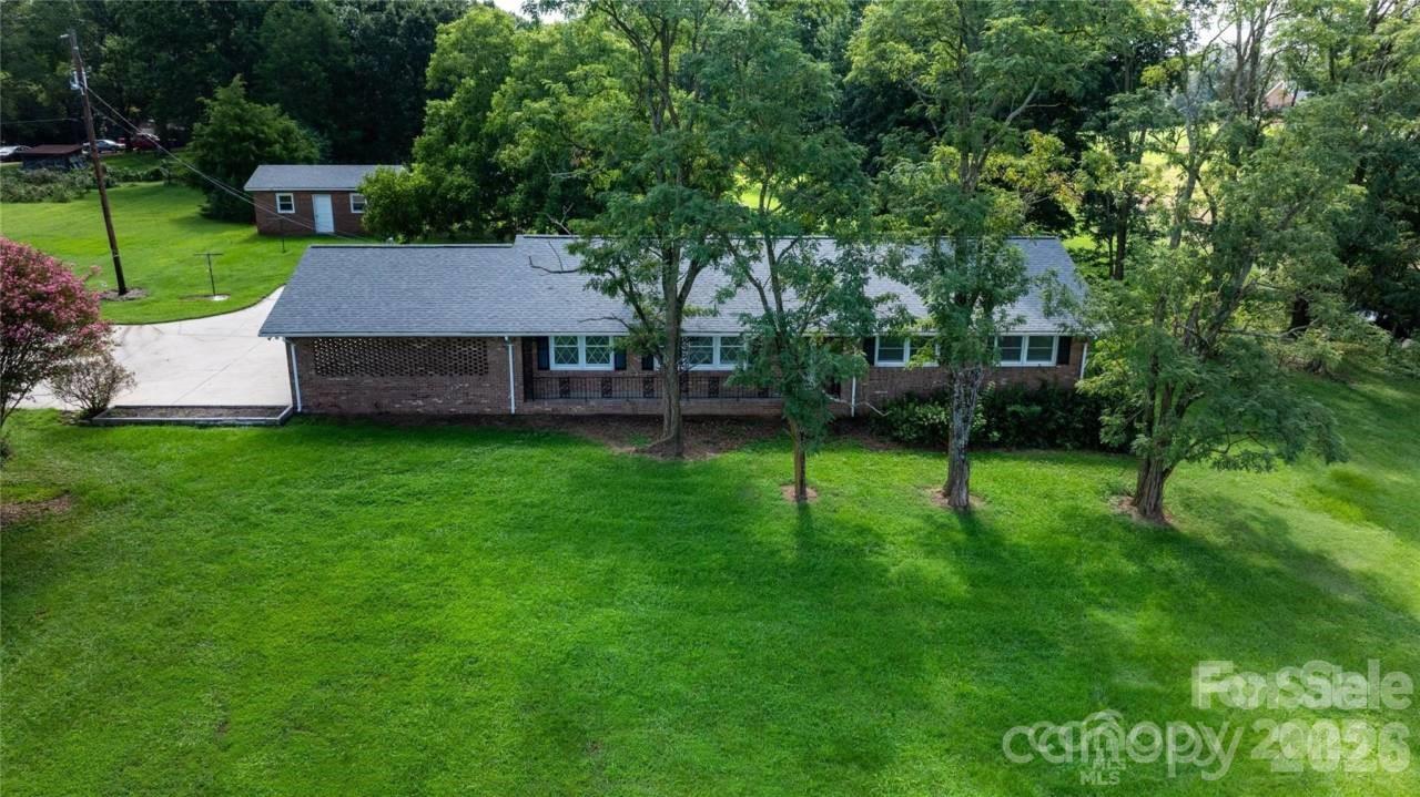 20402 Norton Road — Albemarle