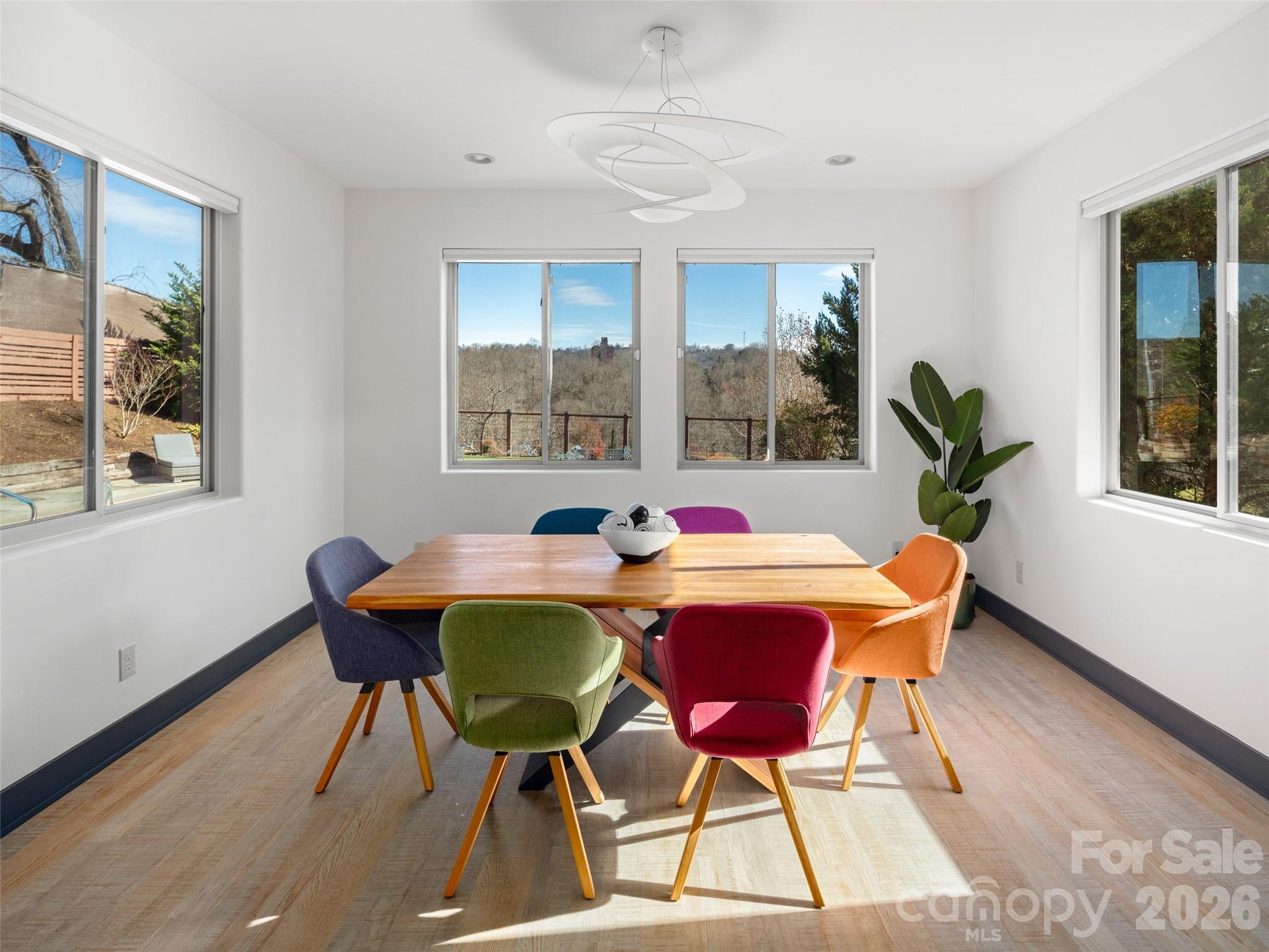 46 Park Avenue N — Asheville