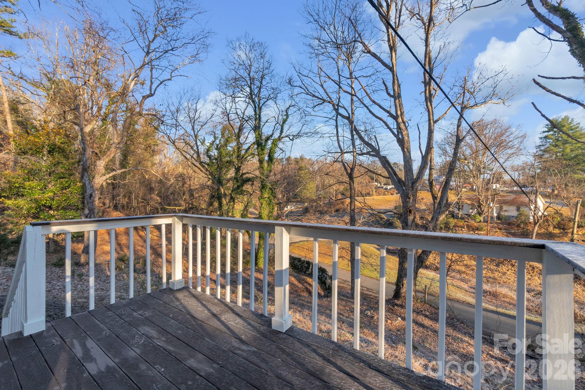 49 E Livingston Street — Tryon