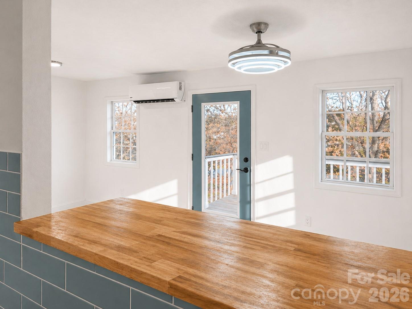 49 E Livingston Street — Tryon