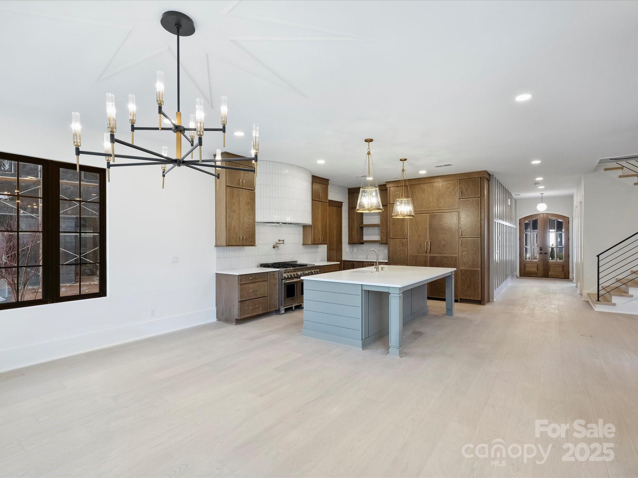 923 Laurel Creek Lane — Charlotte