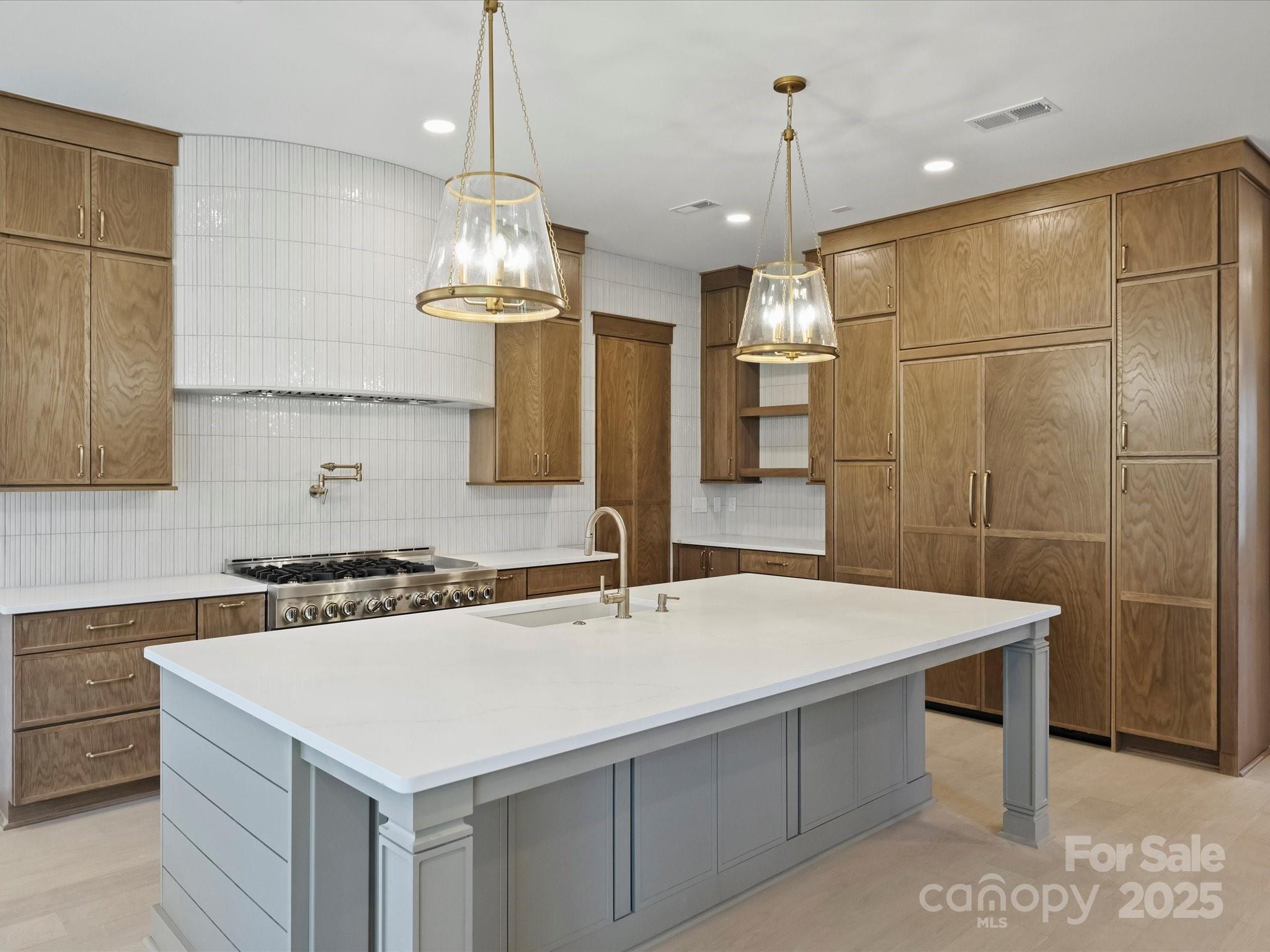 923 Laurel Creek Lane — Charlotte