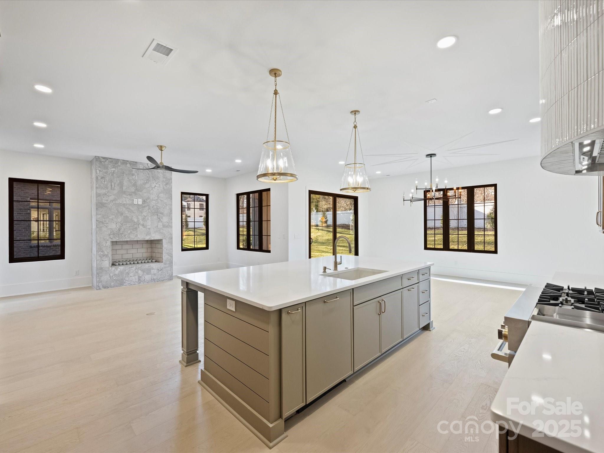 923 Laurel Creek Lane — Charlotte