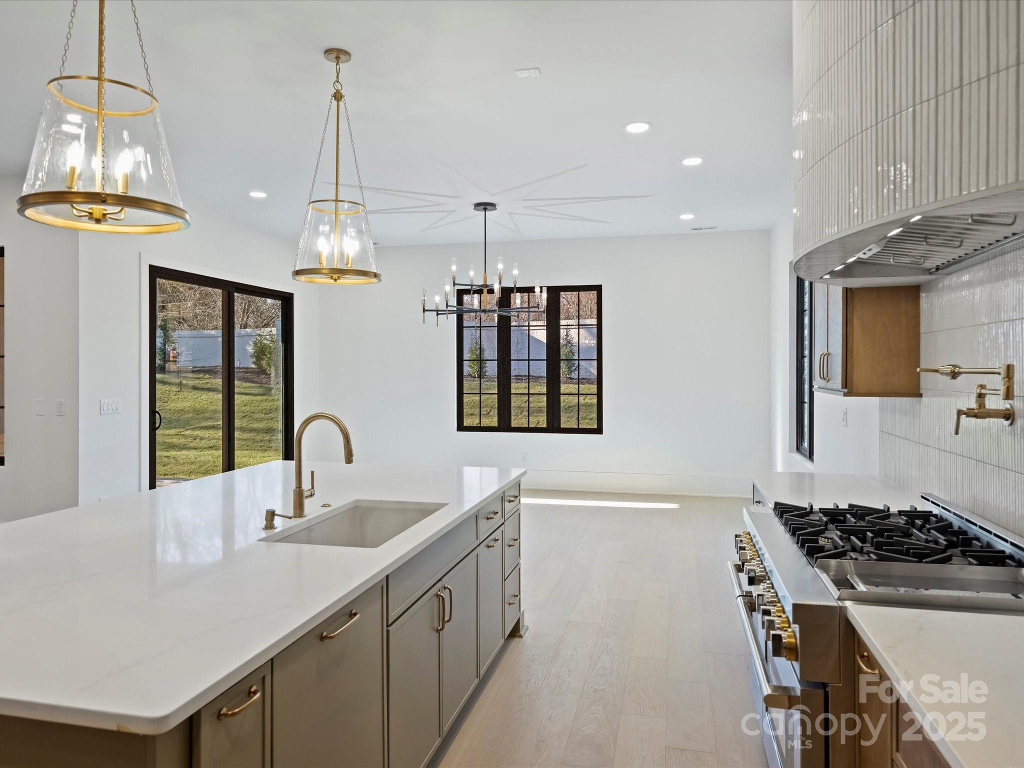 923 Laurel Creek Lane — Charlotte