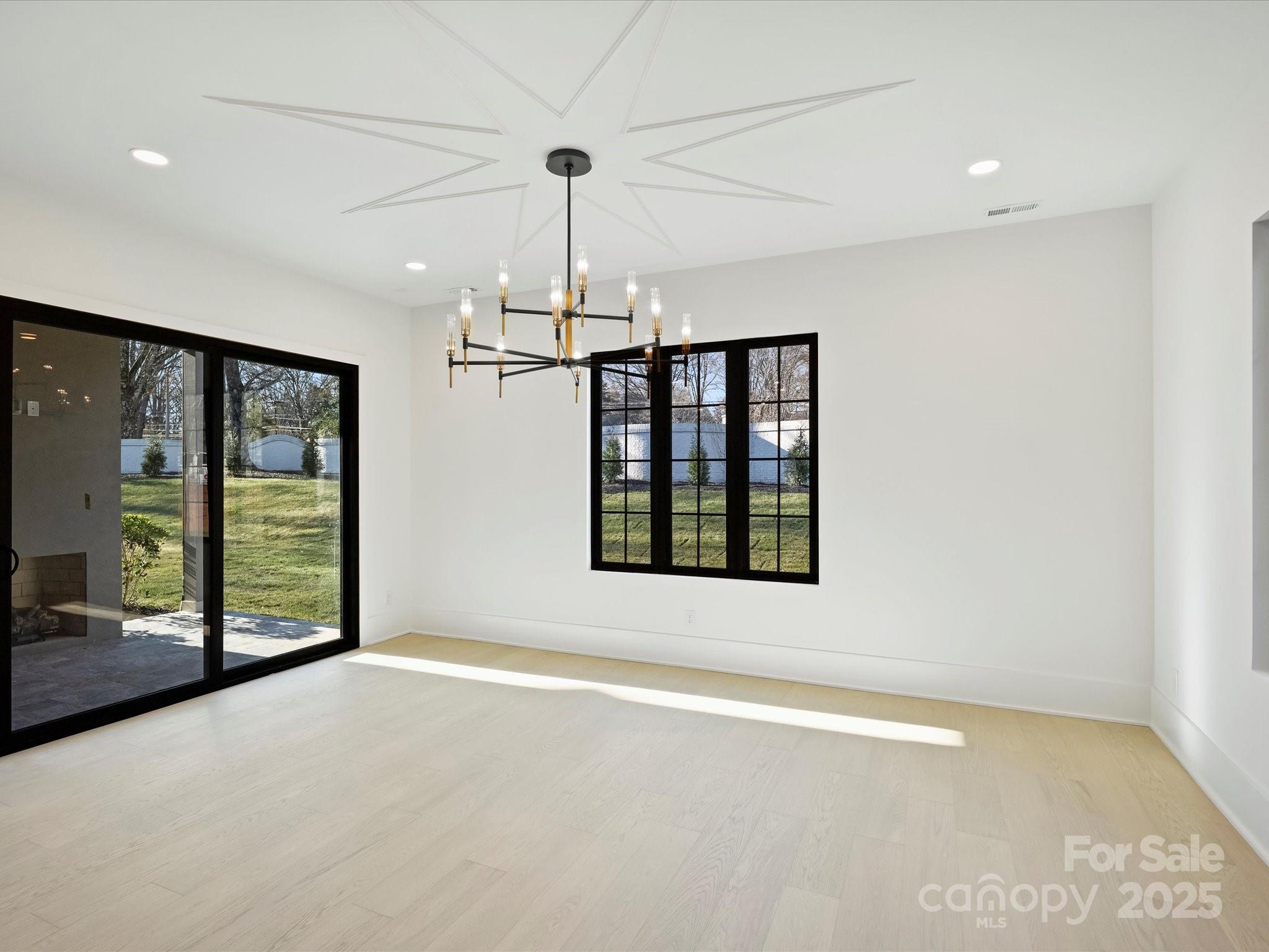 923 Laurel Creek Lane — Charlotte