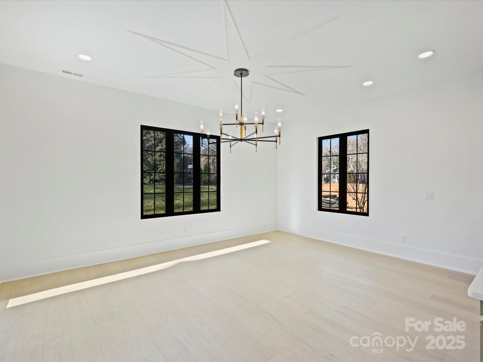 923 Laurel Creek Lane — Charlotte