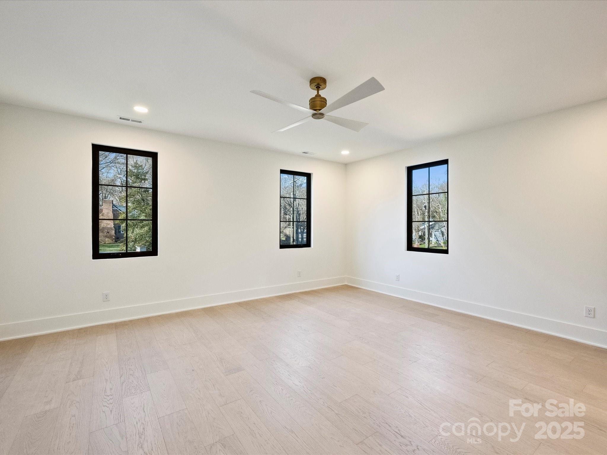 923 Laurel Creek Lane — Charlotte