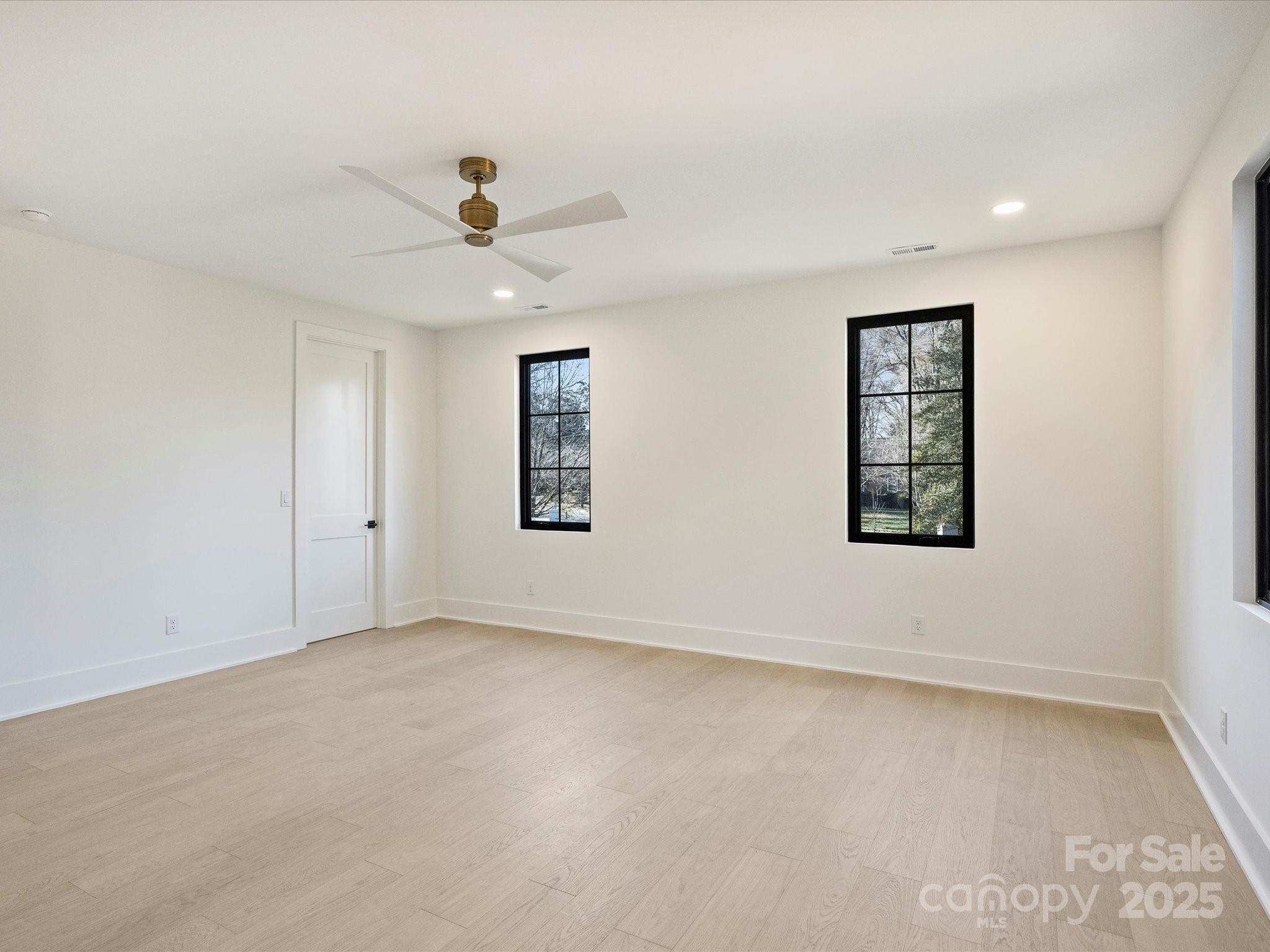 923 Laurel Creek Lane — Charlotte