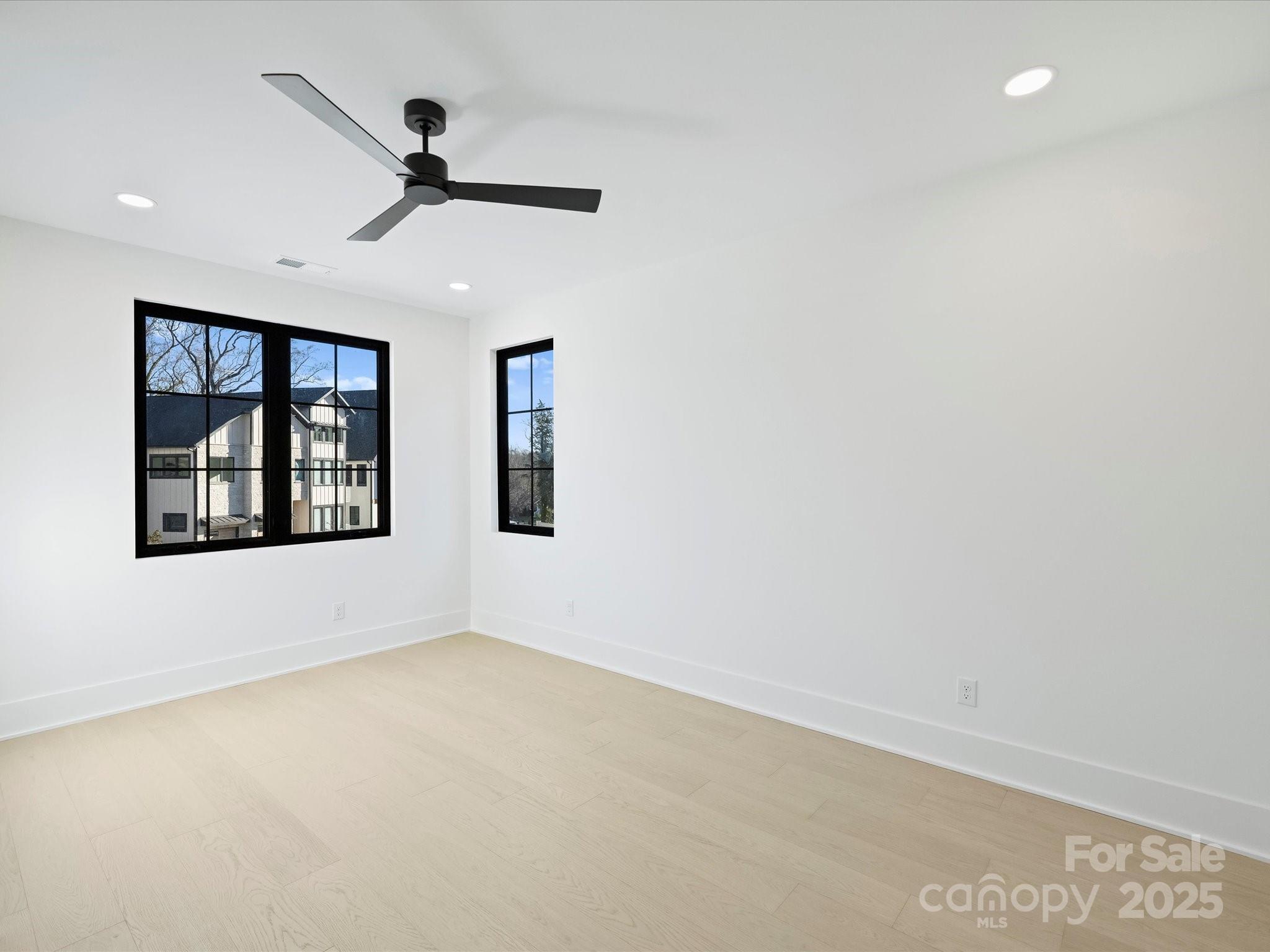 923 Laurel Creek Lane — Charlotte