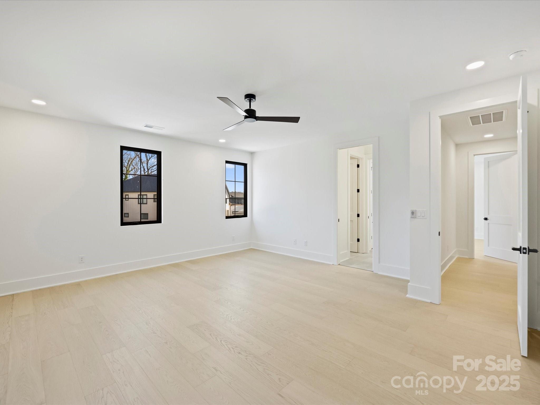 923 Laurel Creek Lane — Charlotte