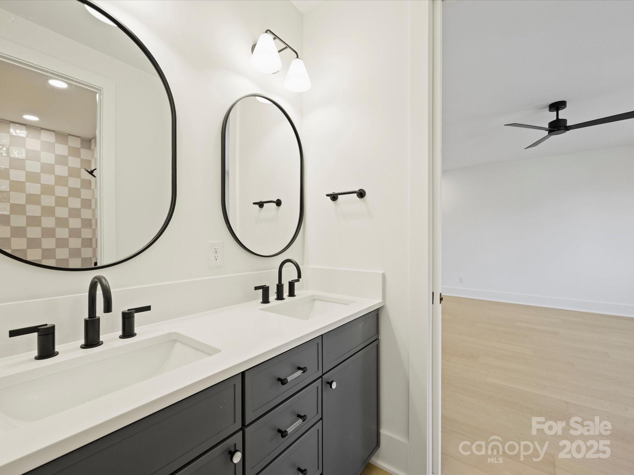 923 Laurel Creek Lane — Charlotte