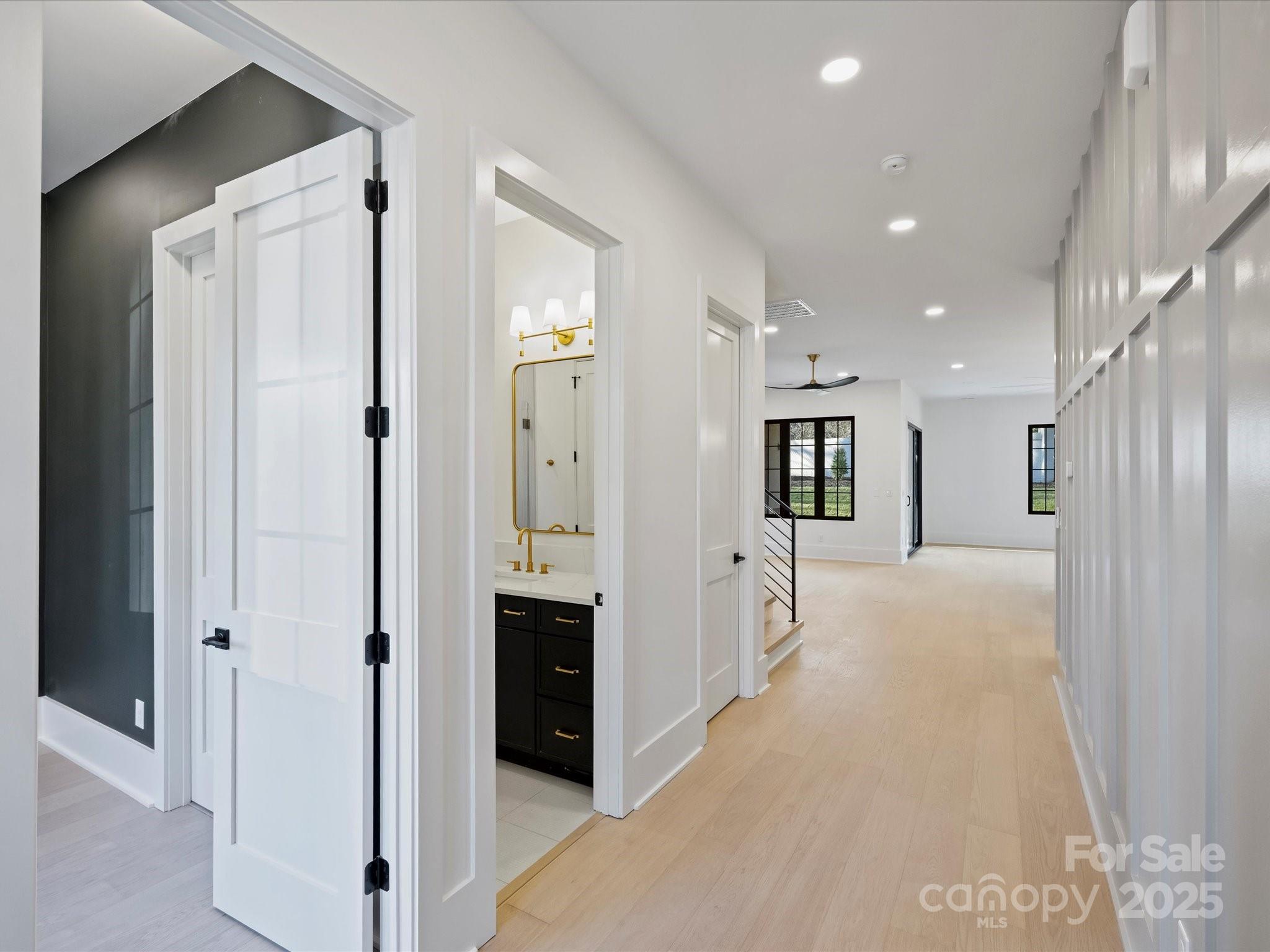 923 Laurel Creek Lane — Charlotte