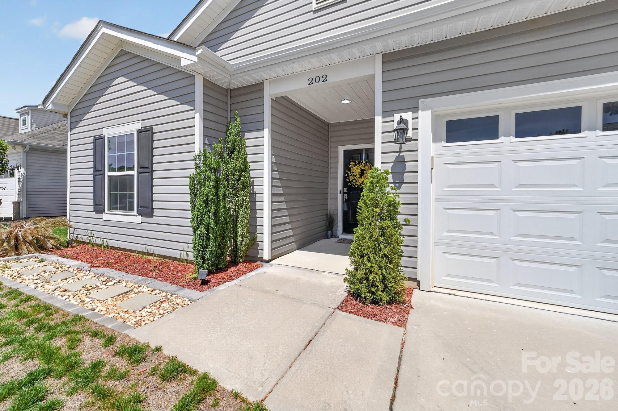 202 Paradise Hills Circle — Mooresville