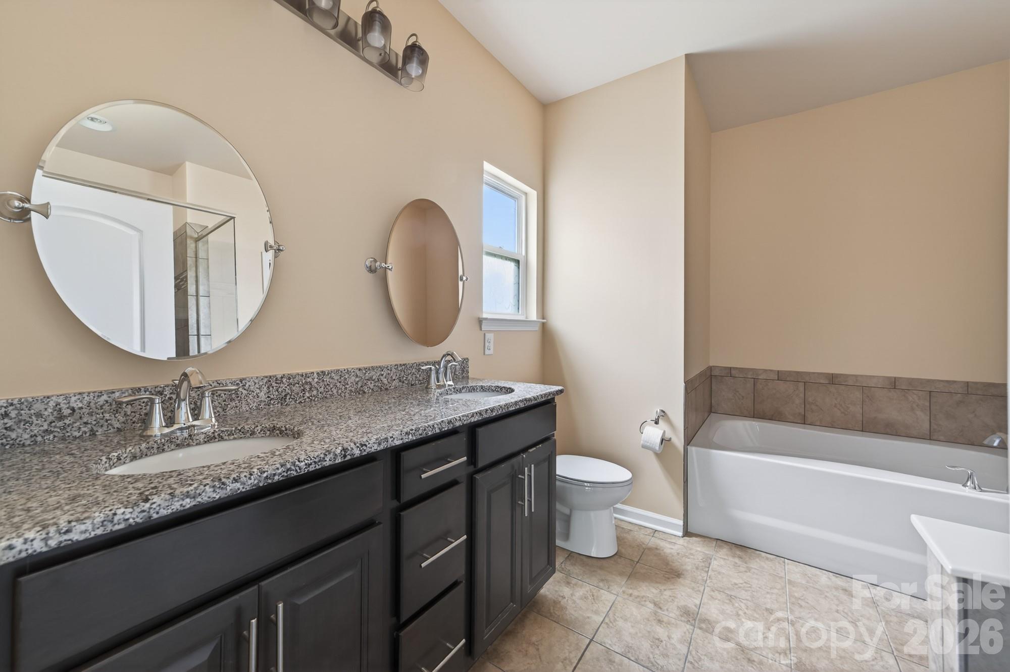 202 Paradise Hills Circle — Mooresville
