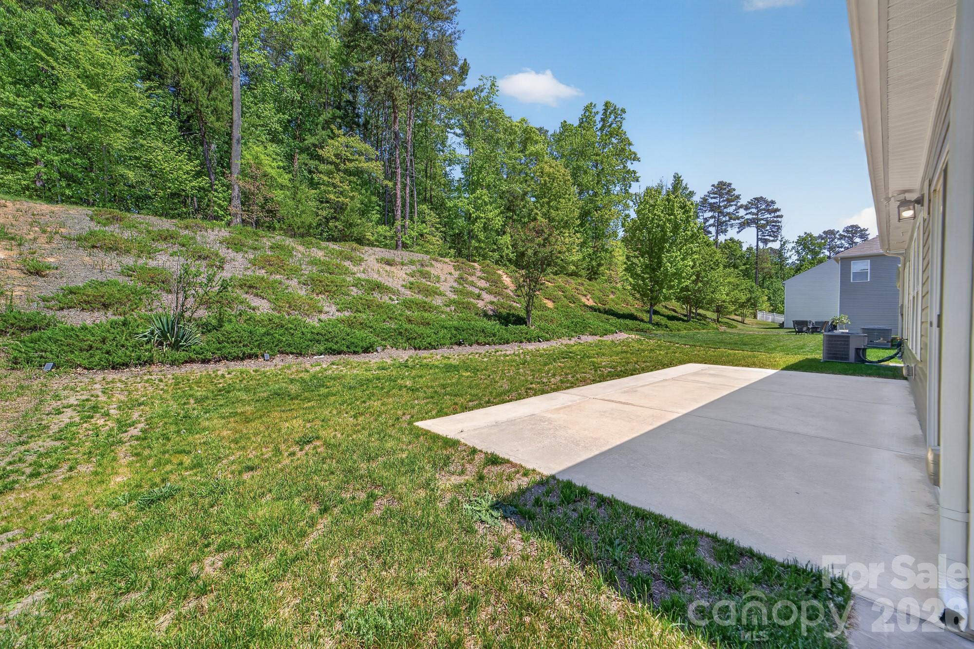 202 Paradise Hills Circle — Mooresville