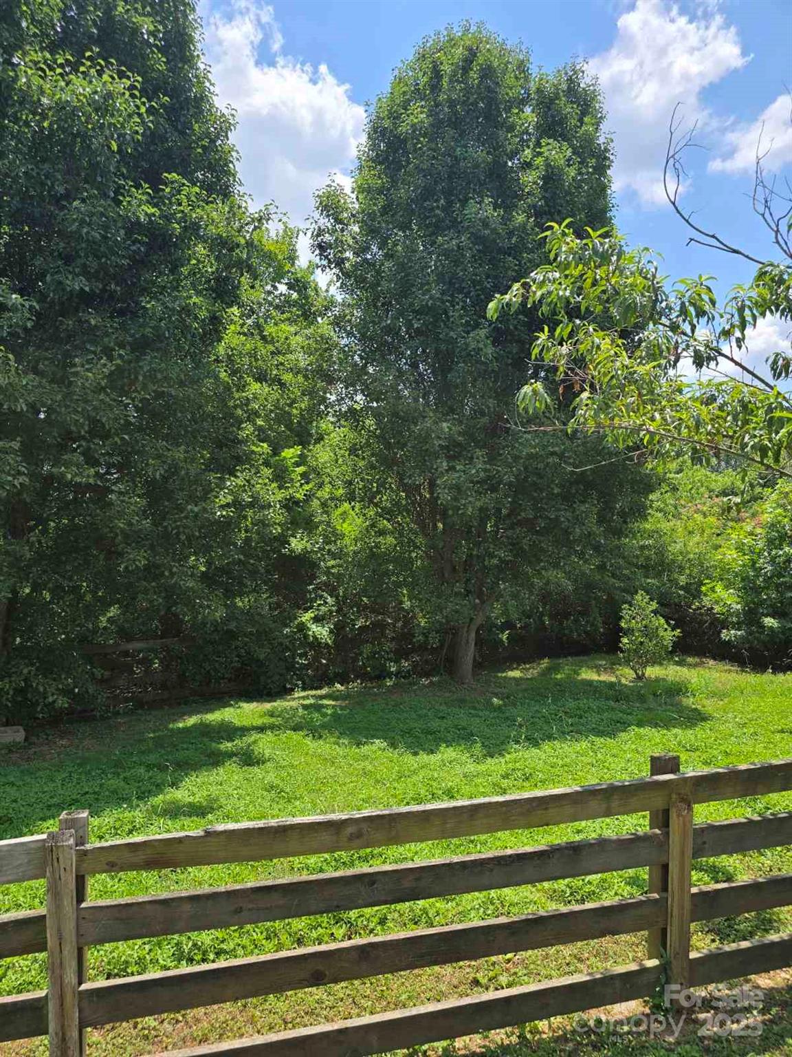 3136 Blueberry Drive — Monroe