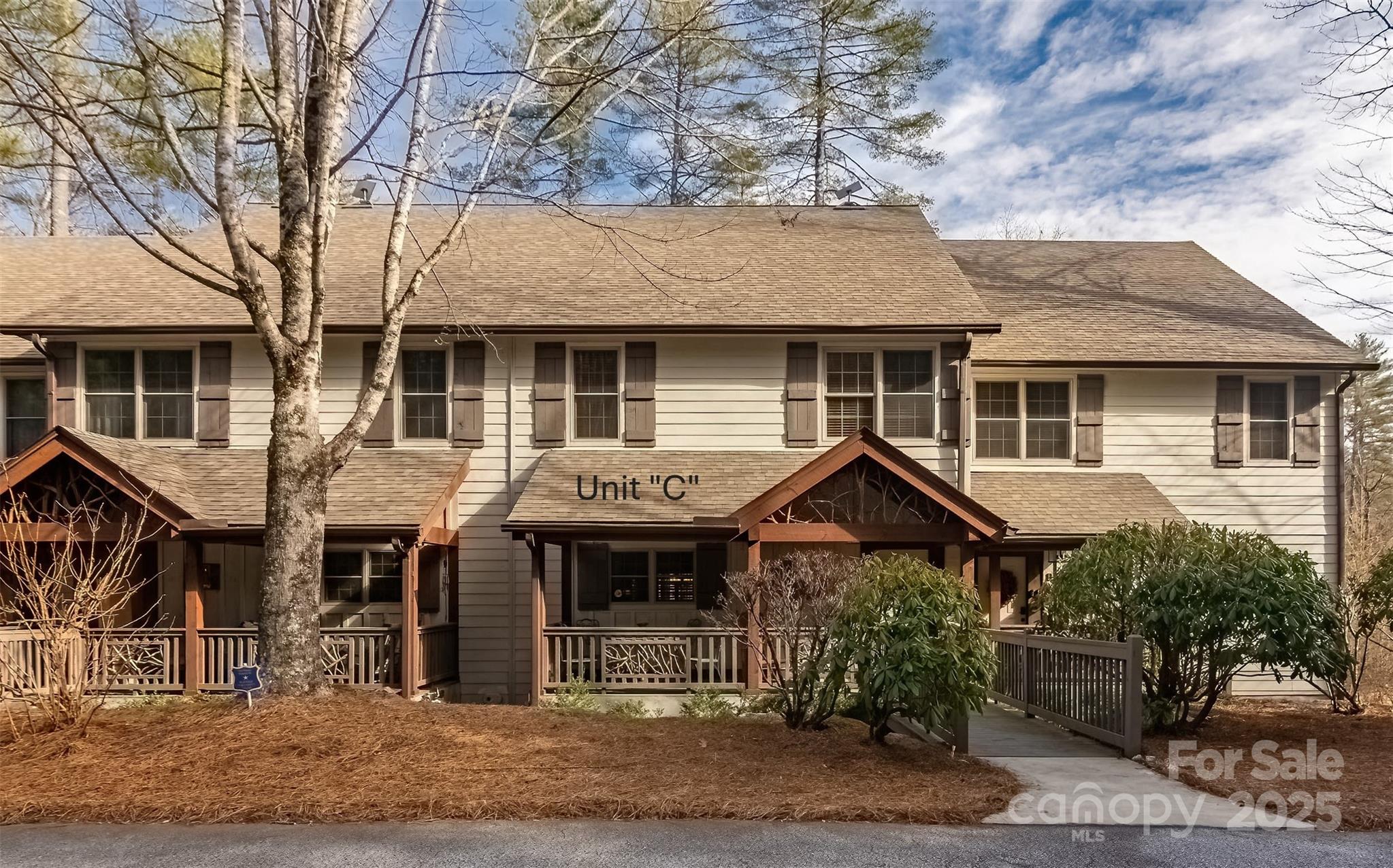 620 Sapphire Valley Road — Cashiers