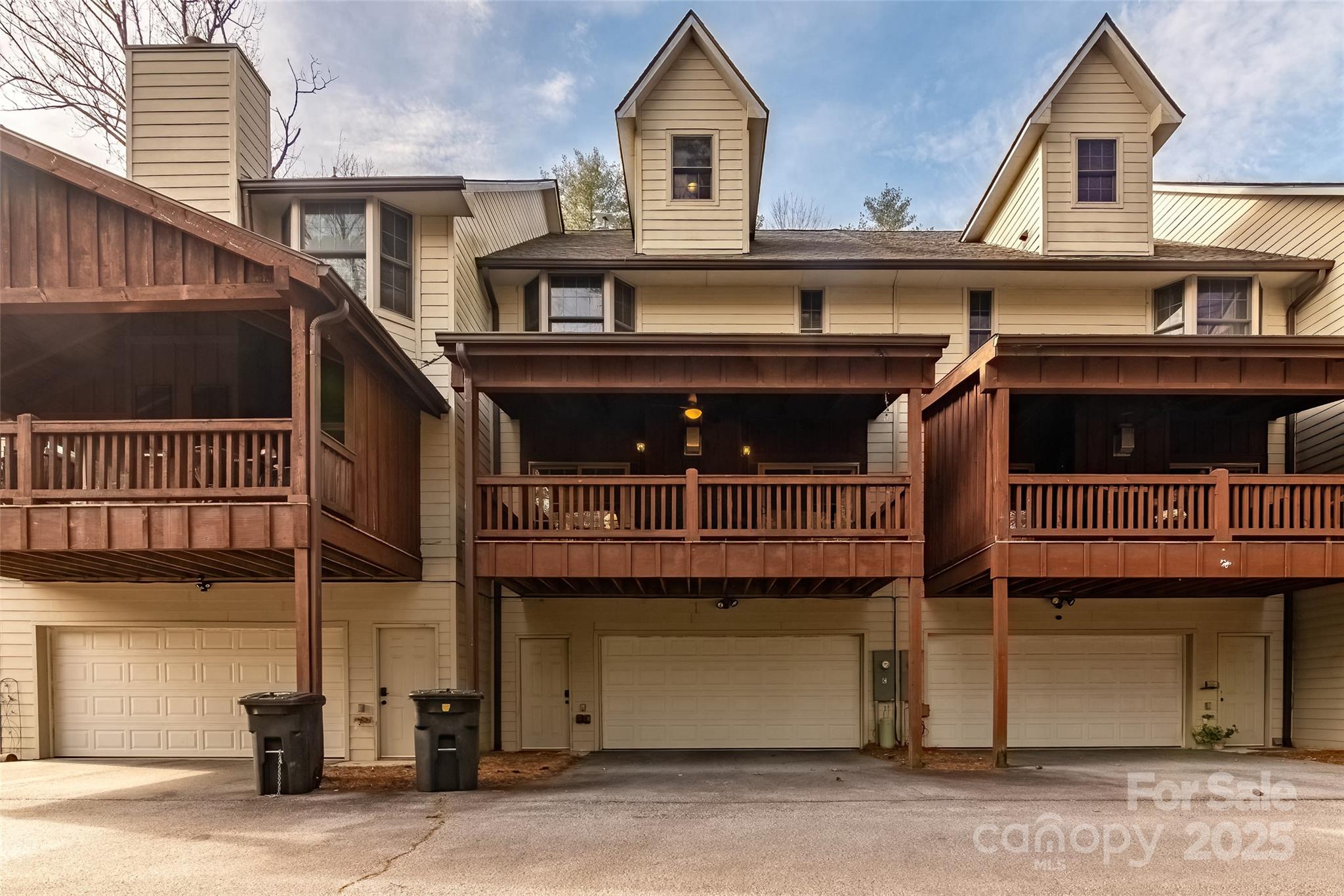 620 Sapphire Valley Road — Cashiers