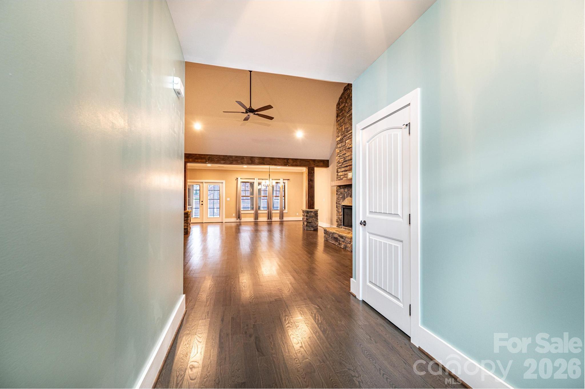 3911 13th Street NE — Hickory