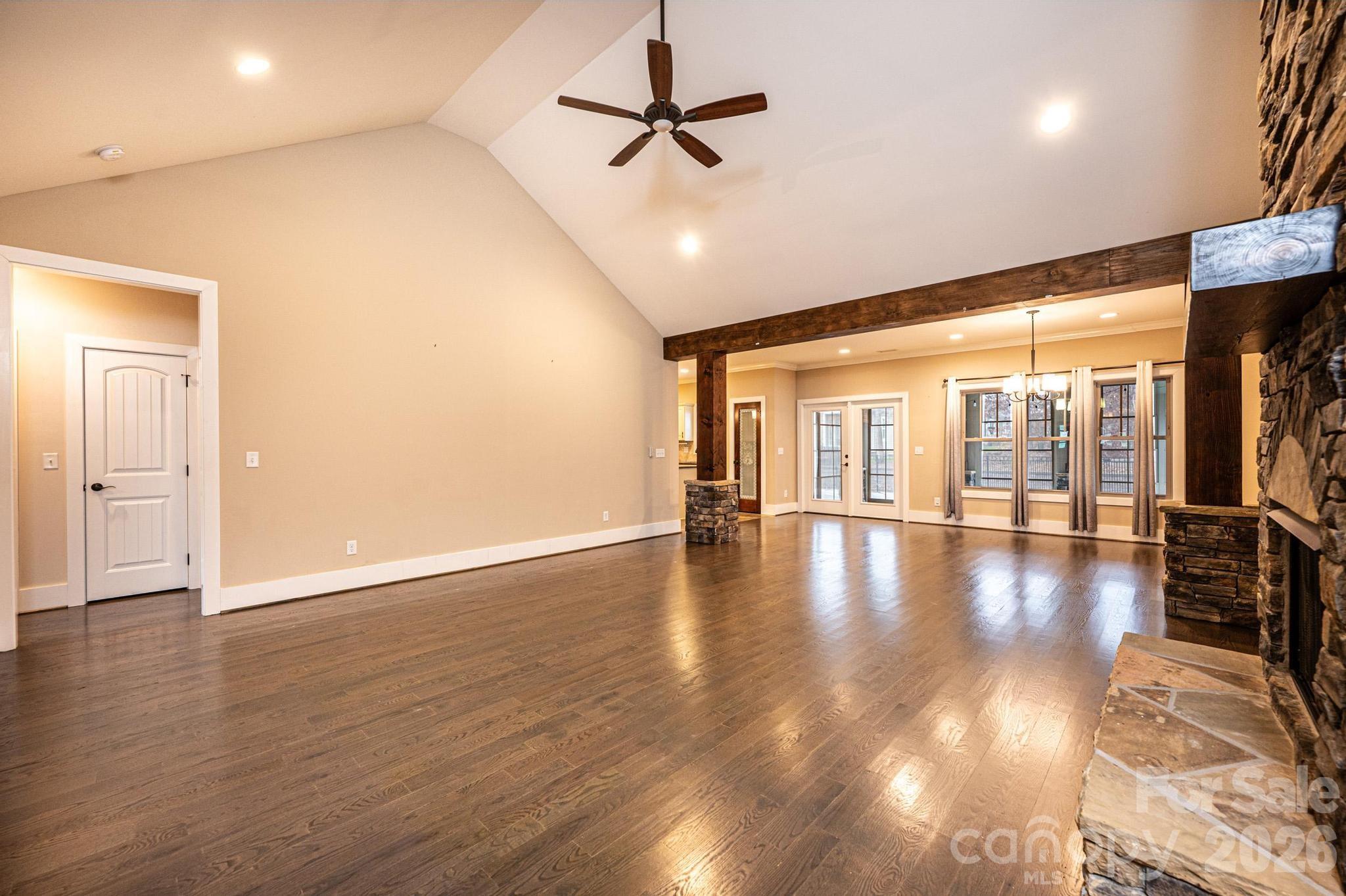 3911 13th Street NE — Hickory
