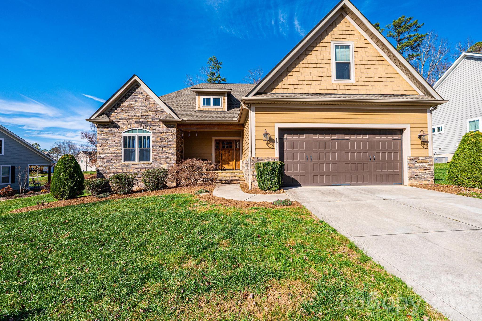 3911 13th Street NE — Hickory