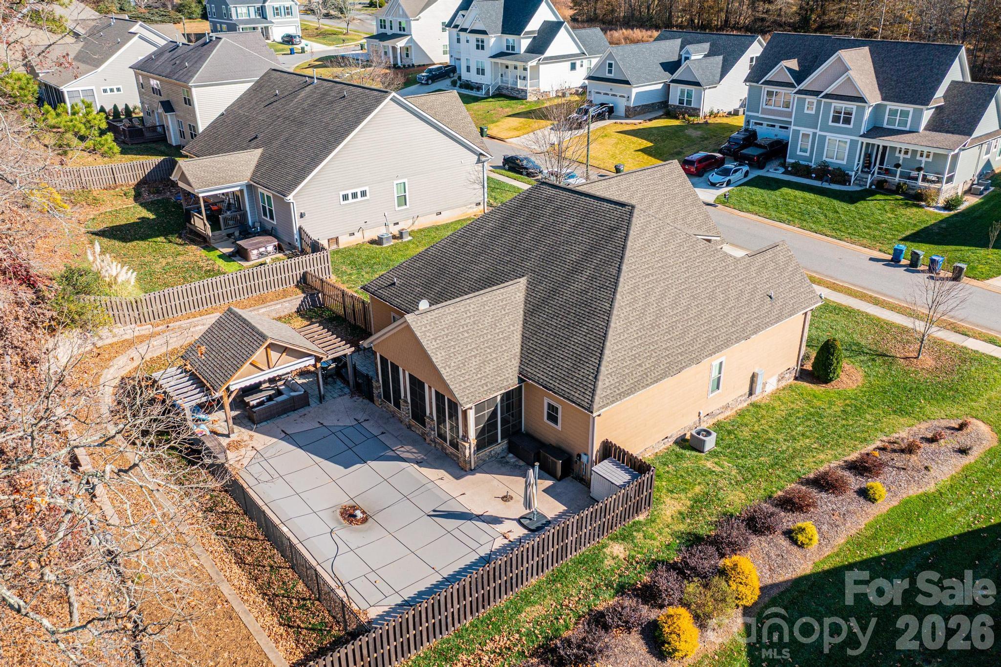 3911 13th Street NE — Hickory