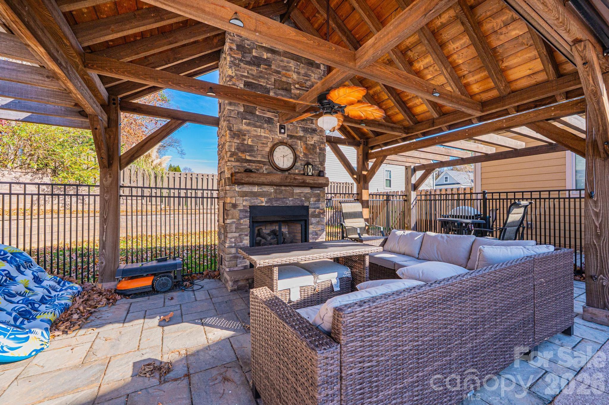3911 13th Street NE — Hickory