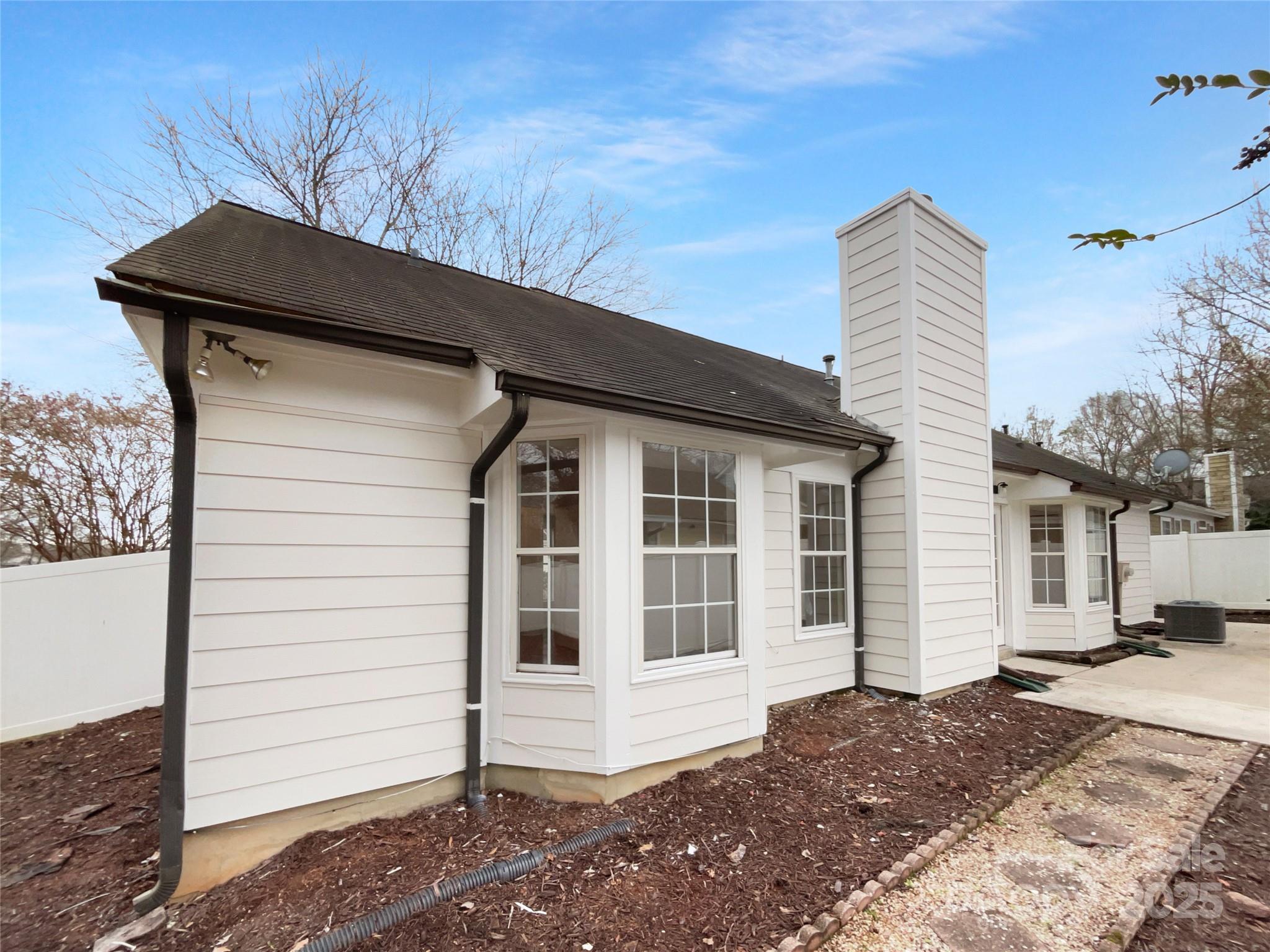5751 Ebley Lane — Charlotte
