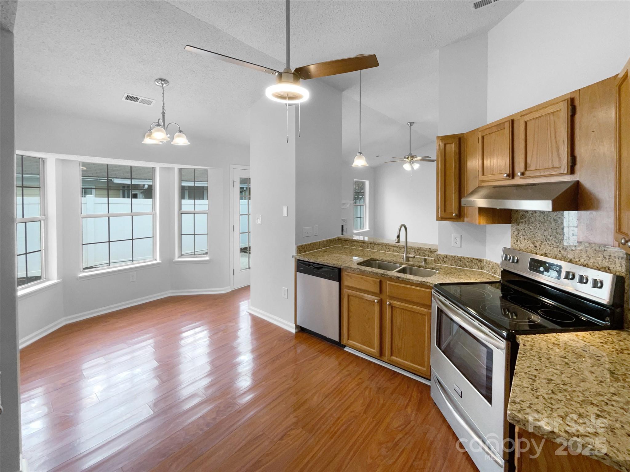 5751 Ebley Lane — Charlotte
