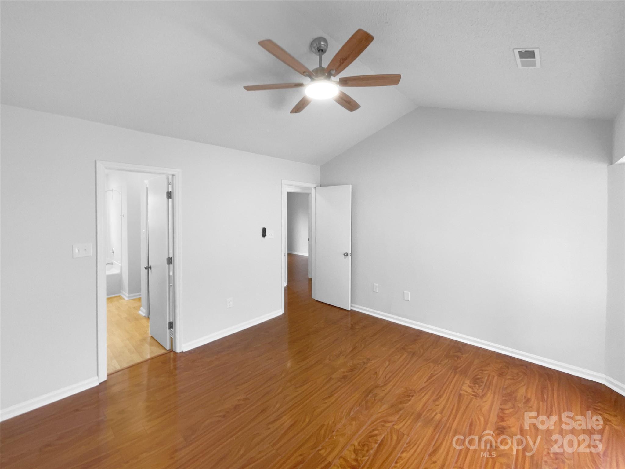 5751 Ebley Lane — Charlotte