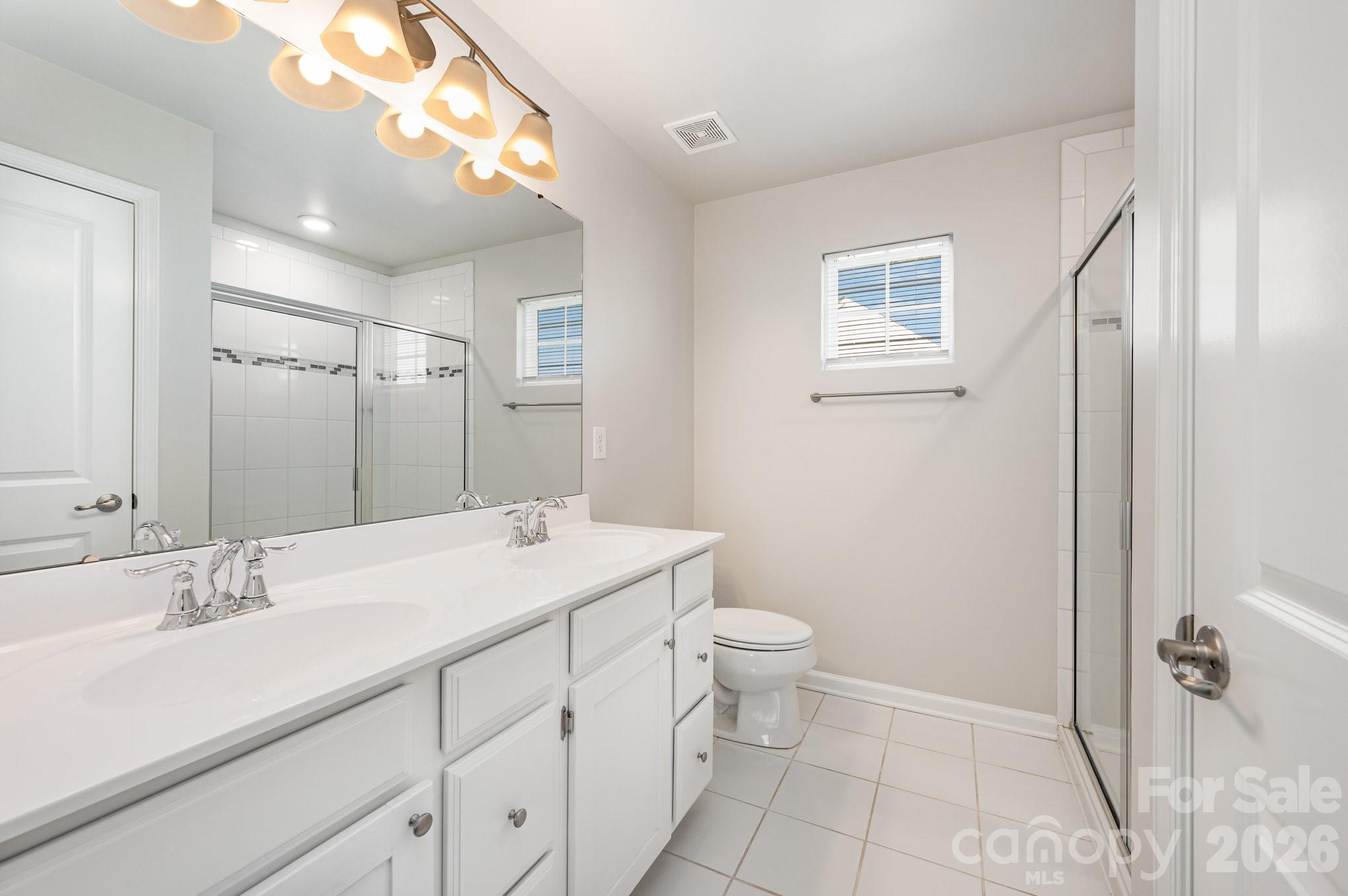 1210 Longwall Lane — Matthews