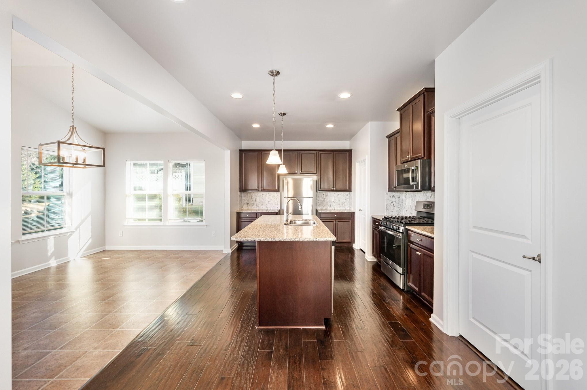 1210 Longwall Lane — Matthews