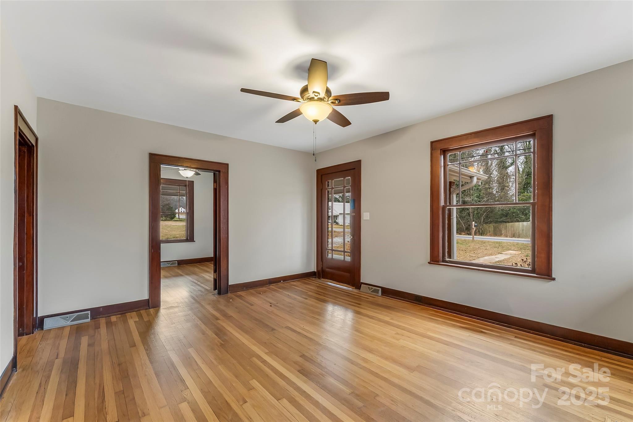 2523 Kool Park Road NE — Hickory