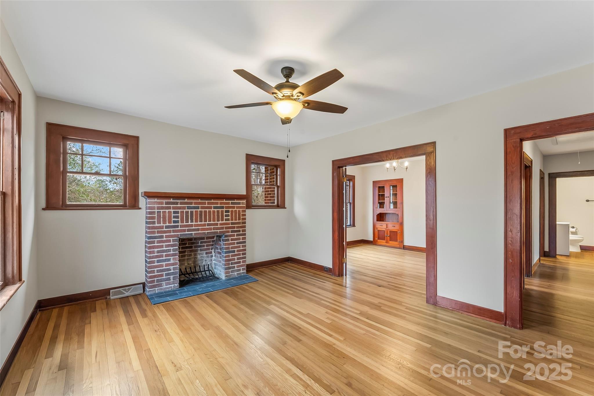 2523 Kool Park Road NE — Hickory