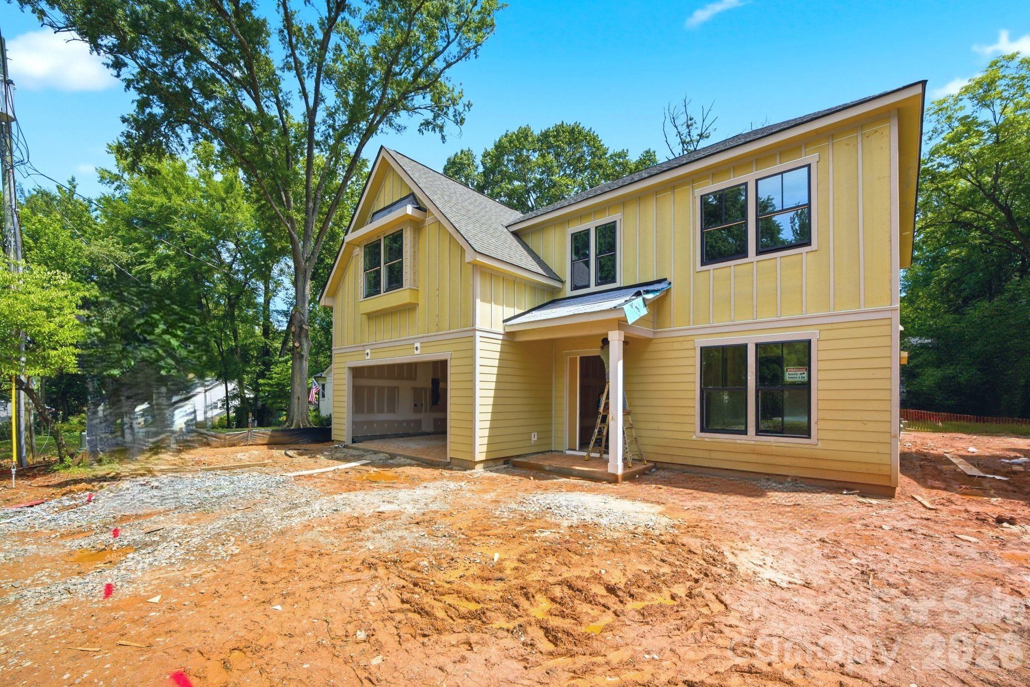 4337 Castleton Road — Charlotte