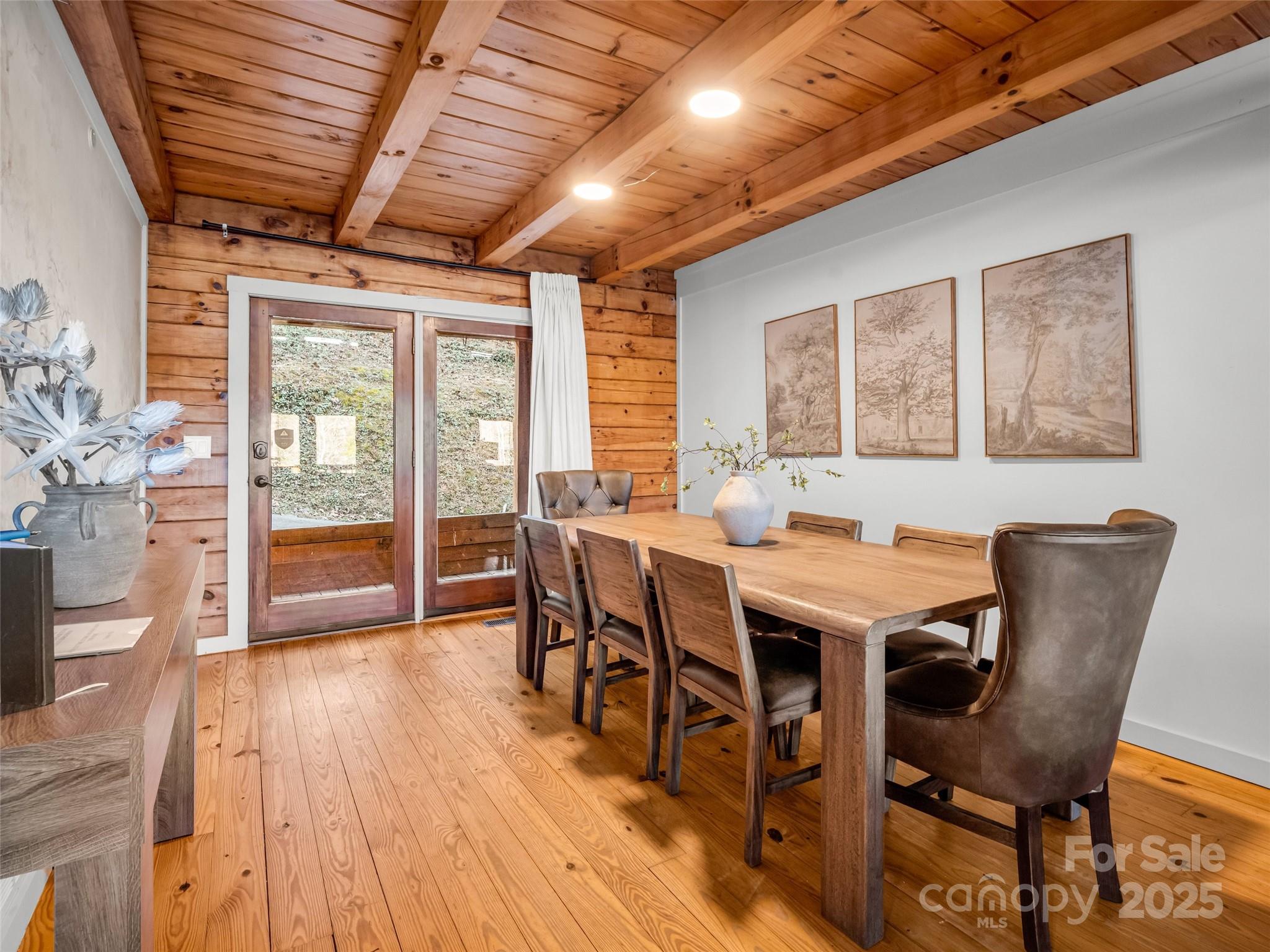 446 Rainbow Circle — Lake Lure