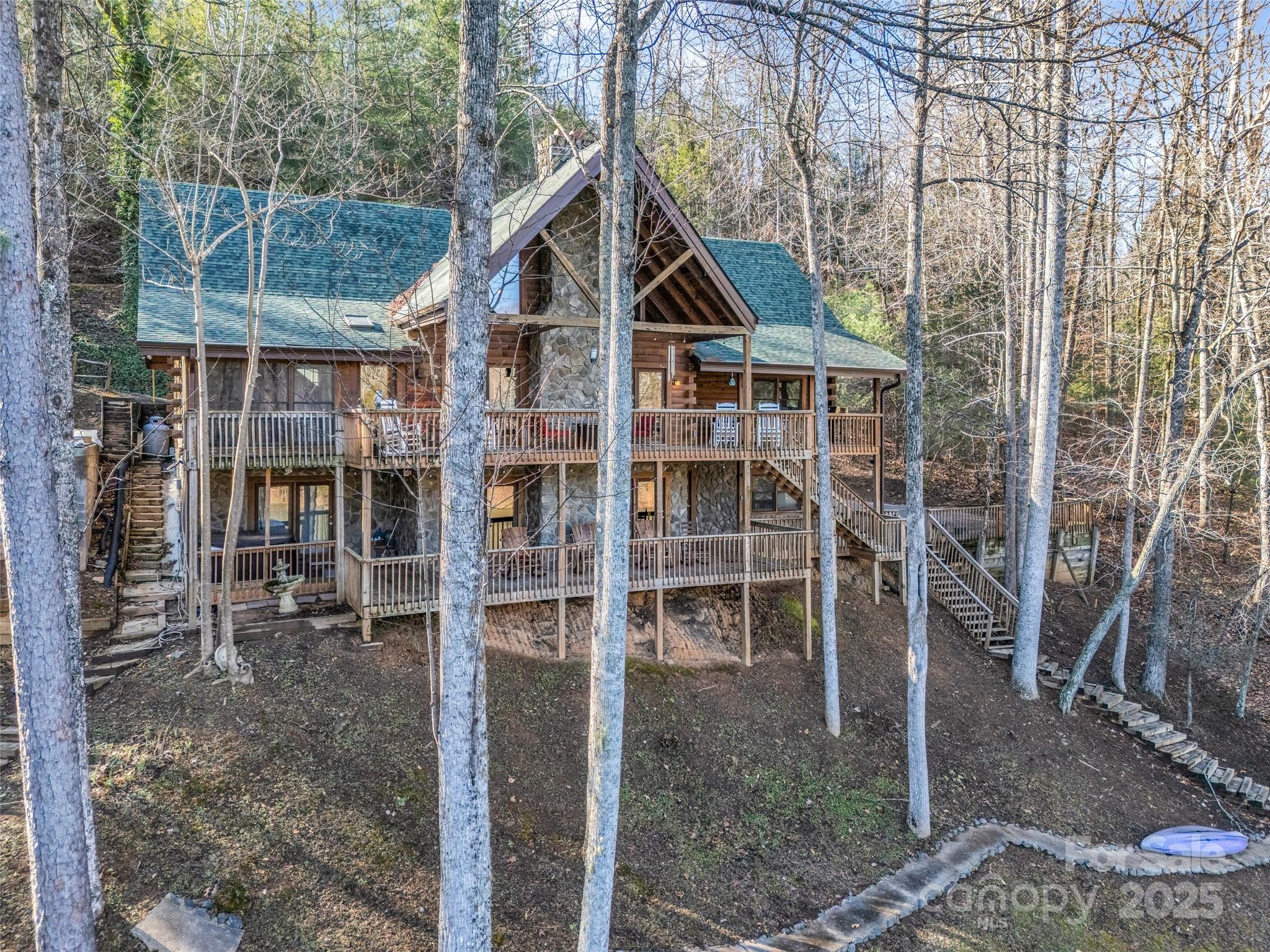 446 Rainbow Circle — Lake Lure