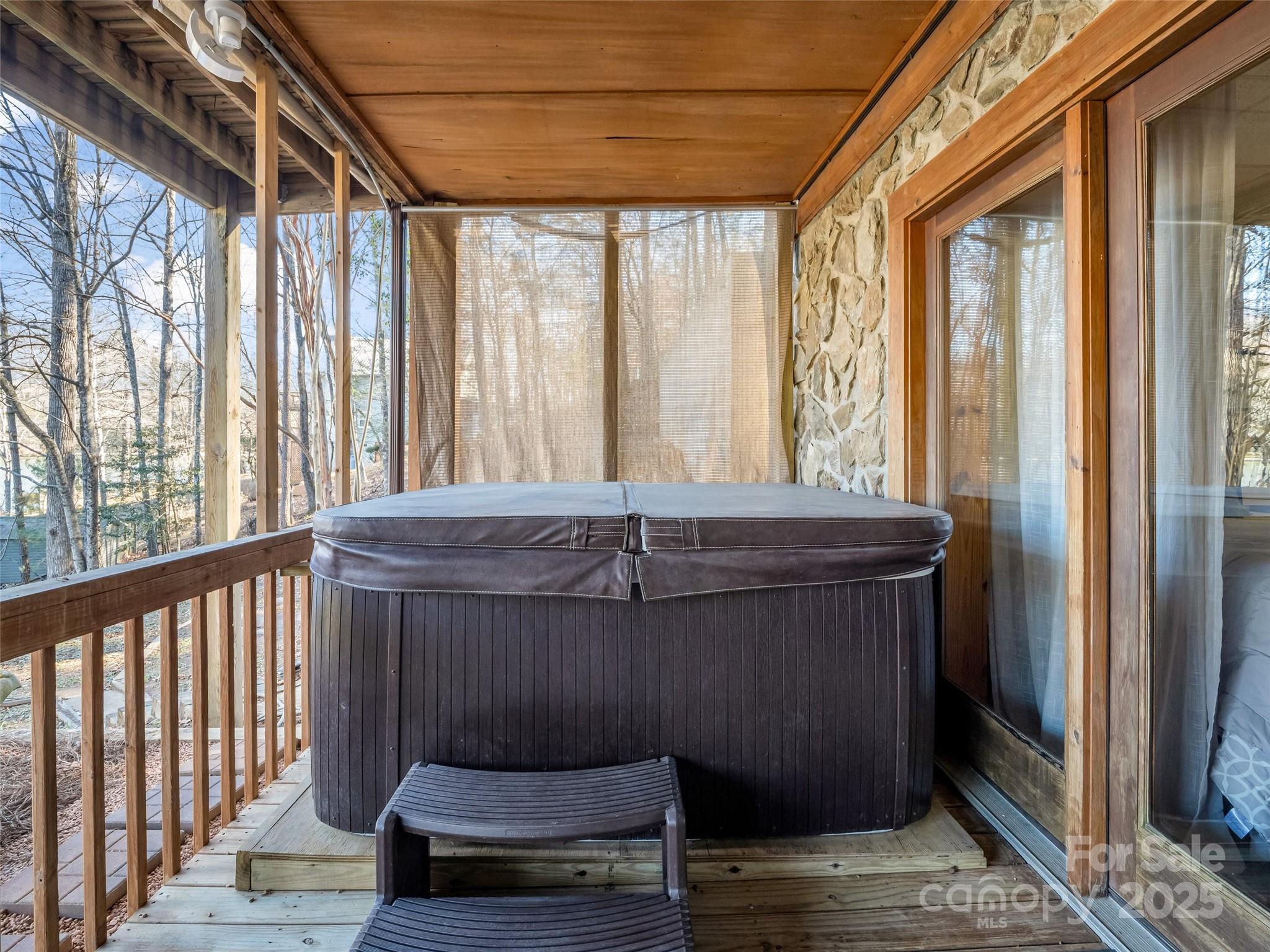 446 Rainbow Circle — Lake Lure