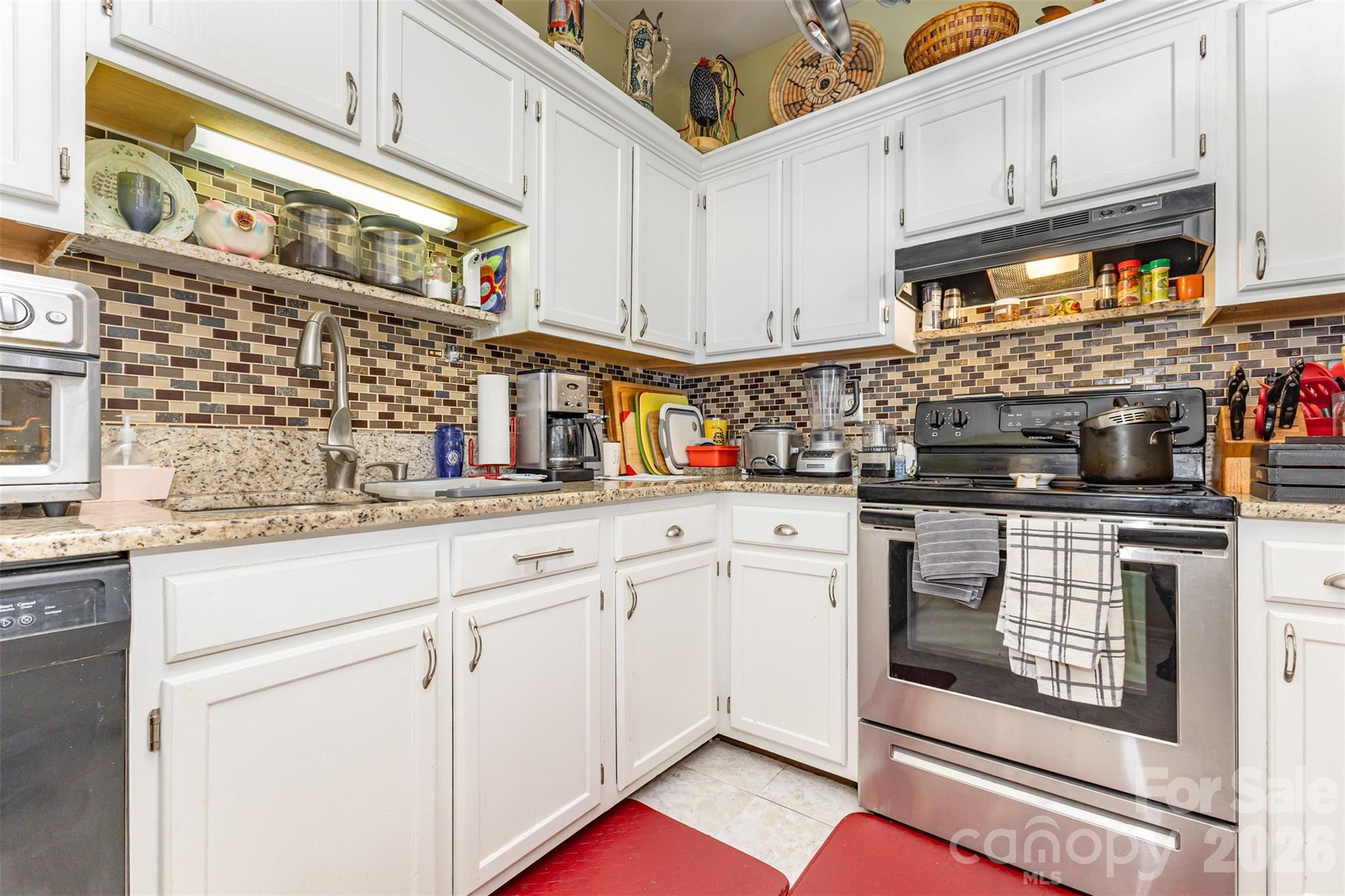 14304 Beryl Court — Pineville
