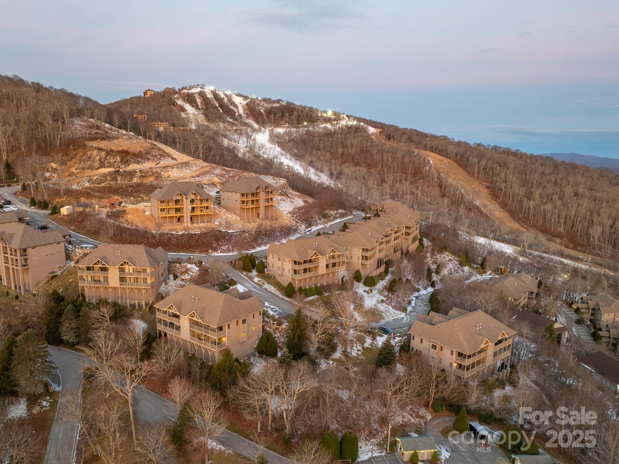 120 Pleasant View Boulevard — Sugar Mountain