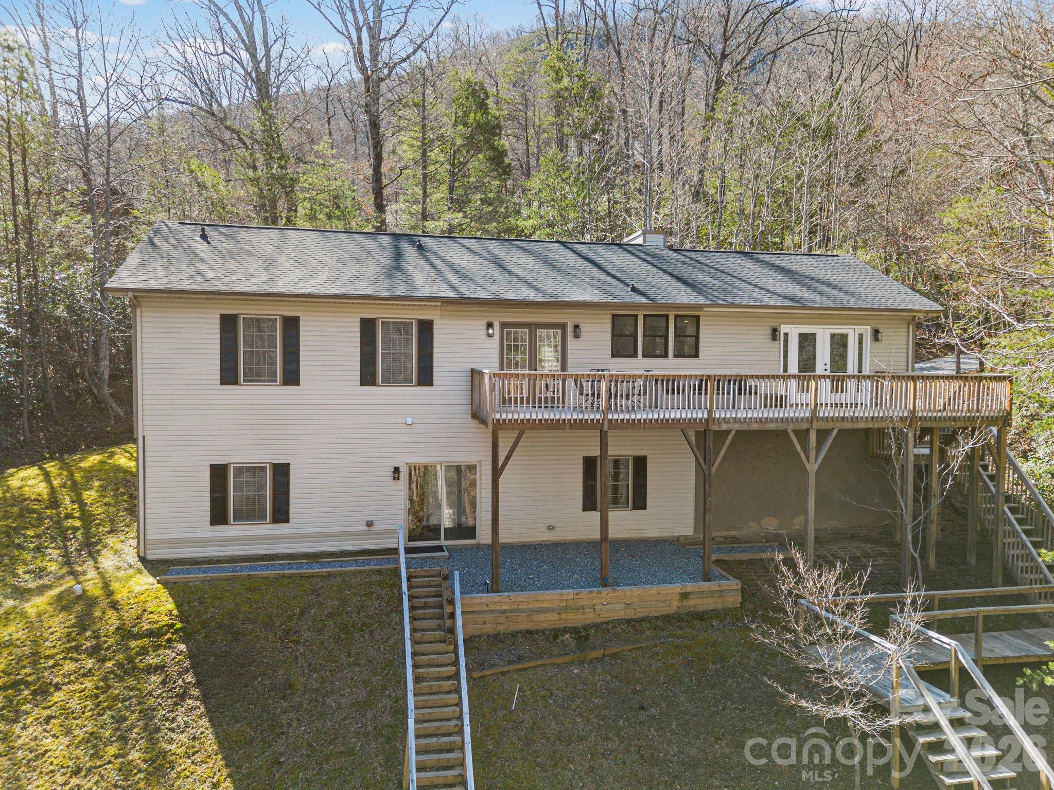 137 Weaver Court — Lake Lure