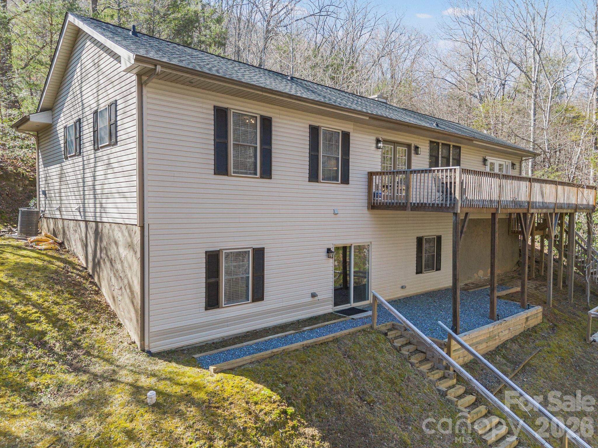 137 Weaver Court — Lake Lure