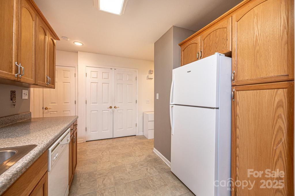 1687 Golden Cedar Lane — Newton