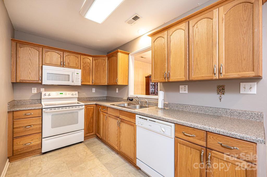 1687 Golden Cedar Lane — Newton