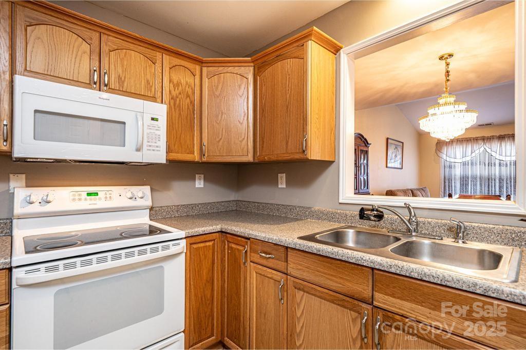 1687 Golden Cedar Lane — Newton