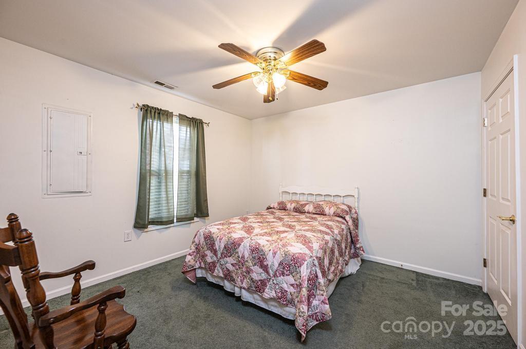 1687 Golden Cedar Lane — Newton