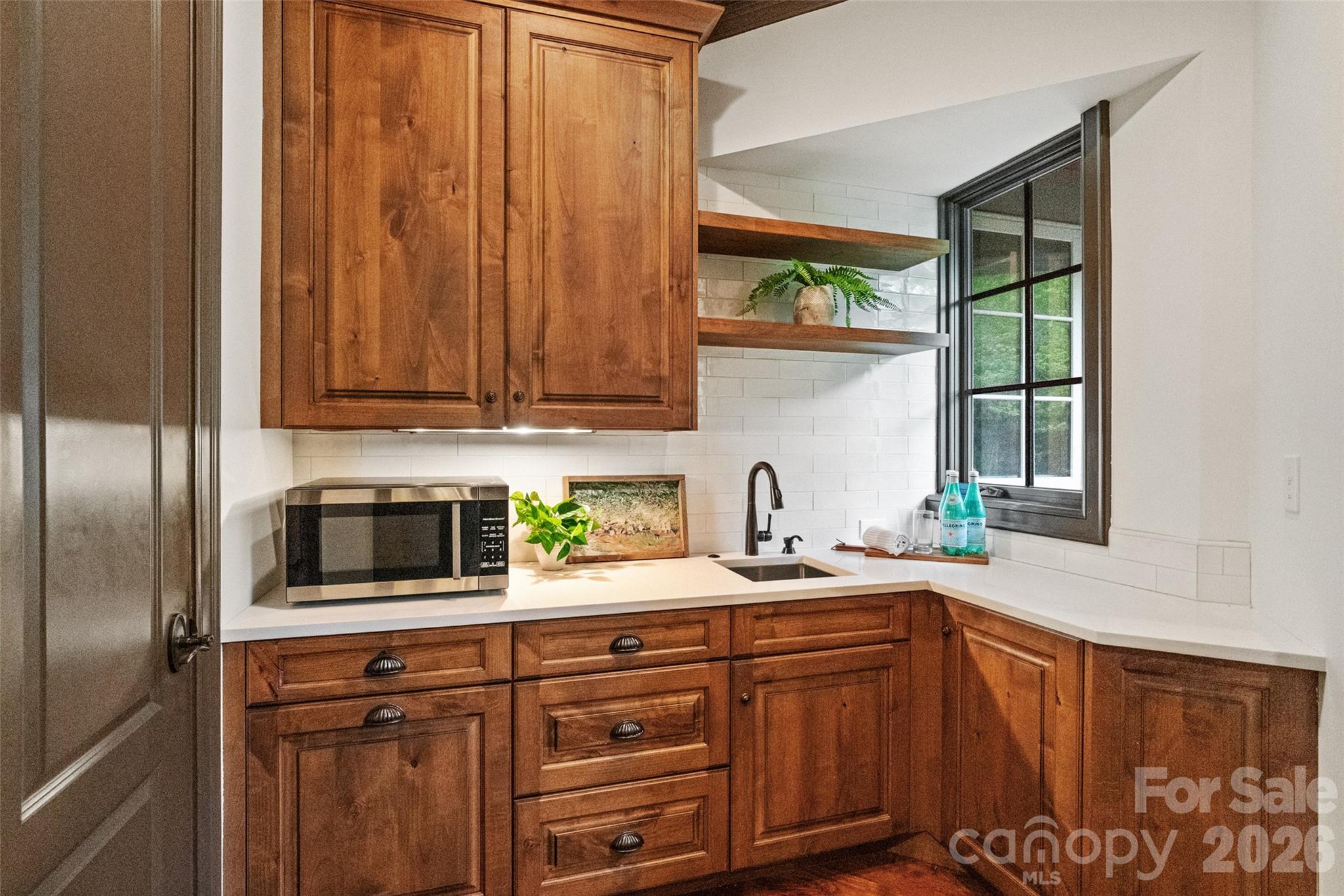 9105 Island Point Road — Charlotte